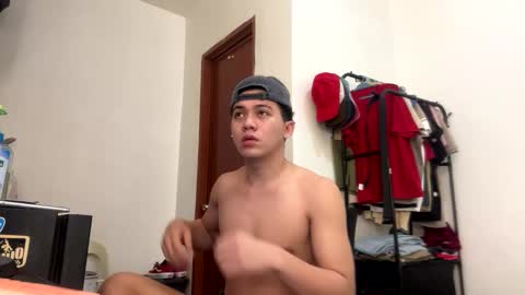 Snapshot of your1sthunk chatting on 03/09/26, 06:12 Cyrus online show from 03/09/26, 06:12