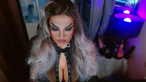 Snapshot of your1truequeen chatting on 05/21/26, 02:46 QUEEN MADISON online show from 05/21/26, 02:46