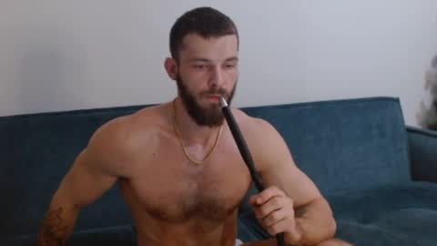 Snapshot of your420_cam chatting on 12/07/24, 09:00 your420_cam online show from 12/07/24, 09:00