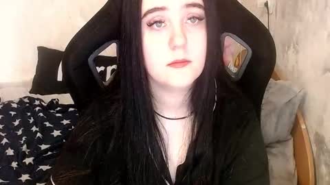 Snapshot of your_8a8y chatting on 02/17/26, 11:40 your_8a8y online show from 02/17/26, 11:40