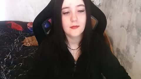 Snapshot of your_8a8y chatting on 03/05/26, 12:23 your_8a8y online show from 03/05/26, 12:23