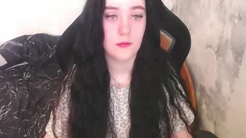 Snapshot of your_8a8y chatting on 03/17/26, 07:23 your_8a8y online show from 03/17/26, 07:23