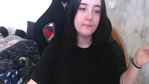 your_8a8y online show from 05/04/26, 04:08