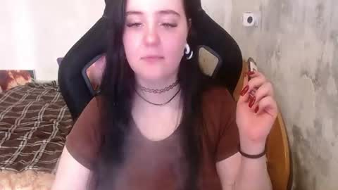 your_8a8y online show from 06/22/26, 03:25