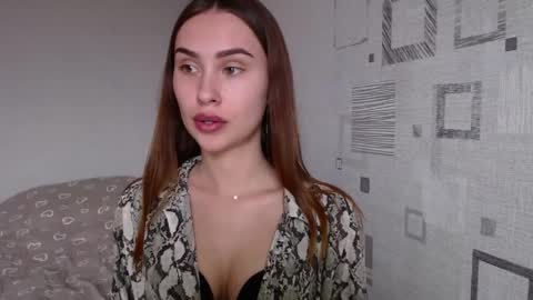 Snapshot of your_ameliaa chatting on 04/06/26, 11:44 Amelia online show from 04/06/26, 11:44