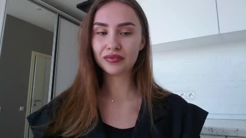 Snapshot of your_ameliaa chatting on 04/16/26, 11:33 Amelia online show from 04/16/26, 11:33