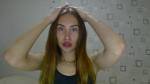 Snapshot of your_ameliaa chatting on 05/14/26, 05:42 Amelia online show from 05/14/26, 05:42