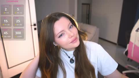 Snapshot of your_baby_julia chatting on 04/10/26, 06:18 Julia Please Thumbs up me online show from 04/10/26, 06:18