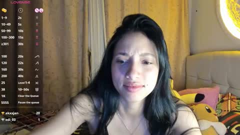 Snapshot of your_beck chatting on 03/12/26, 12:50 mia3 online show from 03/12/26, 12:50