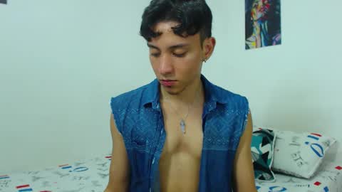 Snapshot of your_boy_hot chatting on 05/31/26, 11:50 your boy online show from 05/31/26, 11:50