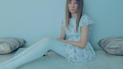 Snapshot of your_caramelka chatting on 09/16/25, 07:53 Lily online show from 09/16/25, 07:53