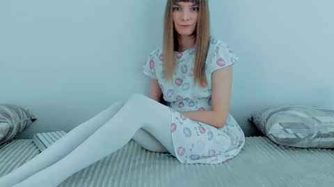 Lily online show from 12/14/25, 03:34