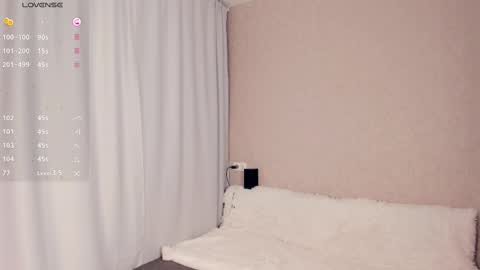 Hey guys Im Alice Lets be friends online show from 02/10/25, 02:16