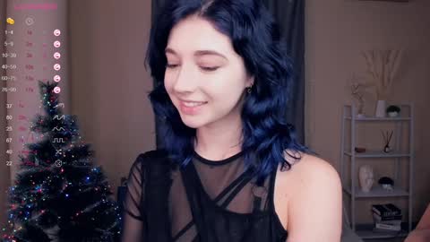 Snapshot of your_desssert chatting on 12/29/24, 06:56 Lina online show from 12/29/24, 06:56