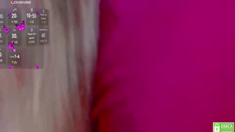 Snapshot of your_dream_nancy chatting on 11/01/25, 01:02 Nancy online show from 11/01/25, 01:02