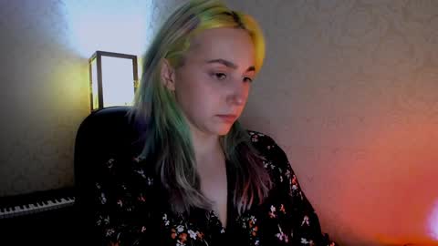 Snapshot of your_godesses chatting on 01/24/25, 10:21 Cora online show from 01/24/25, 10:21