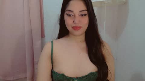 Snapshot of your_gwen22 chatting on 01/11/26, 07:41 GWEN online show from 01/11/26, 07:41