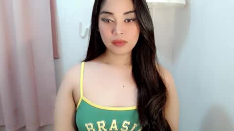 Snapshot of your_gwen22 chatting on 01/14/26, 08:14 GWEN online show from 01/14/26, 08:14