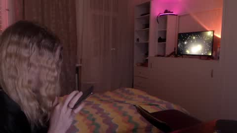 Snapshot of your_horny_friends chatting on 01/28/25, 02:42 Your Horny Friends online show from 01/28/25, 02:42