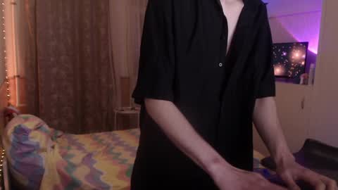 Snapshot of your_horny_friends chatting on 01/31/25, 05:10 Your Horny Friends online show from 01/31/25, 05:10