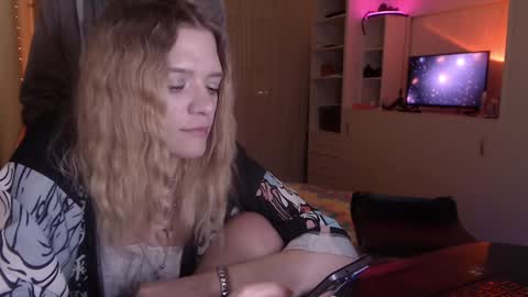 Snapshot of your_horny_friends chatting on 02/05/25, 11:39 Your Horny Friends online show from 02/05/25, 11:39