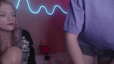 Snapshot of your_horny_friends chatting on 02/22/25, 03:36 Your Horny Friends online show from 02/22/25, 03:36