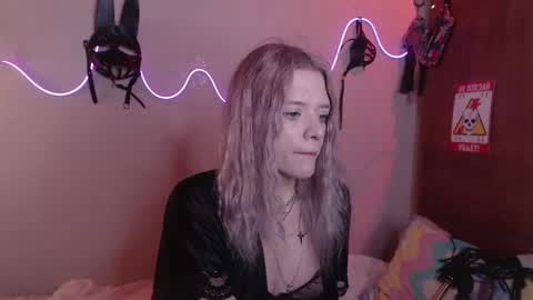 Snapshot of your_horny_friends chatting on 03/08/25, 09:51 Your Horny Friends online show from 03/08/25, 09:51