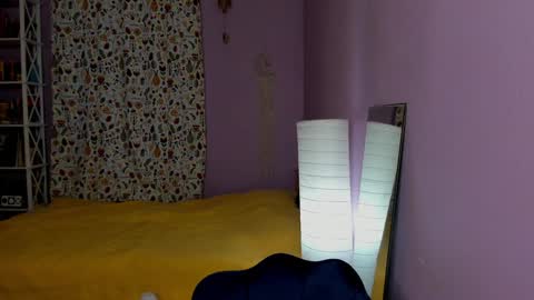 Snapshot of your_leslie chatting on 01/23/25, 10:11 Leslie online show from 01/23/25, 10:11