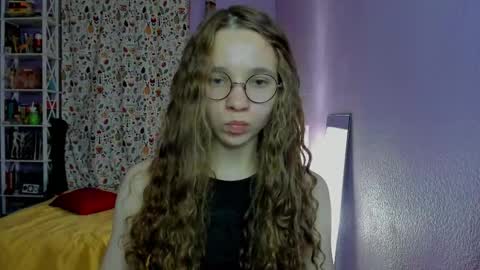 Snapshot of your_leslie chatting on 10/18/25, 10:21 Leslie online show from 10/18/25, 10:21