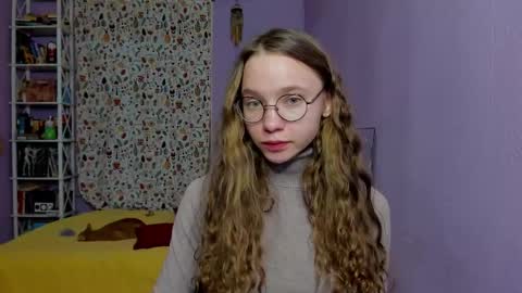 Snapshot of your_leslie chatting on 02/24/26, 03:54 Leslie online show from 02/24/26, 03:54