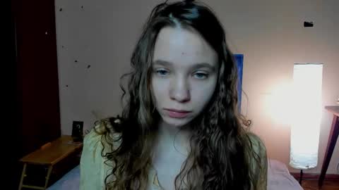 Snapshot of your_leslie chatting on 03/19/26, 08:29 Leslie online show from 03/19/26, 08:29