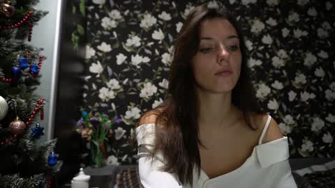 Snapshot of your_little_flexible_girl chatting on 12/20/24, 10:22 Meri online show from 12/20/24, 10:22