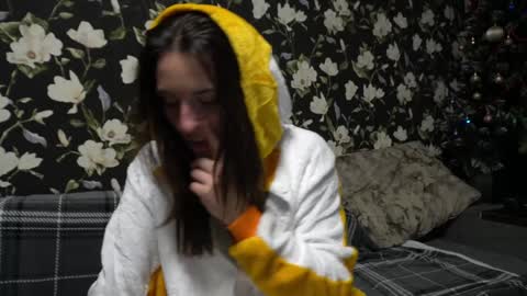 Snapshot of your_little_flexible_girl chatting on 12/29/24, 09:52 Meri online show from 12/29/24, 09:52