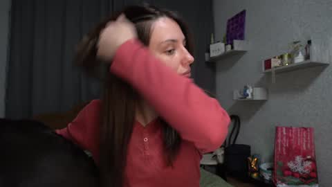 Snapshot of your_little_flexible_girl chatting on 01/04/25, 09:52 Meri online show from 01/04/25, 09:52