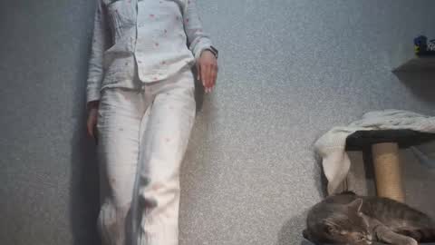 Snapshot of your_little_flexible_girl chatting on 02/24/25, 09:31 Meri online show from 02/24/25, 09:31