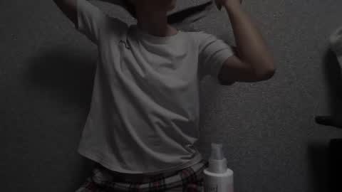 Snapshot of your_little_flexible_girl chatting on 02/25/25, 09:24 Meri online show from 02/25/25, 09:24