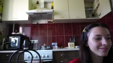 Snapshot of your_little_flexible_girl chatting on 03/07/25, 11:40 Meri online show from 03/07/25, 11:40