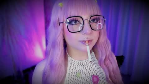 Cami independent model online show from 05/02/26, 06:51