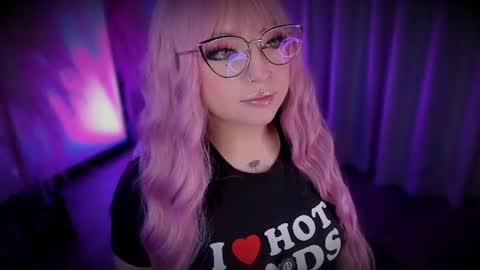 Cami independent model online show from 06/27/26, 08:08