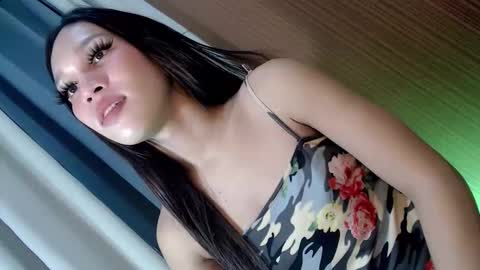 your_luckygirl88 online show from 11/06/25, 01:50