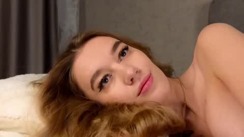 Snapshot of your_misstress chatting on 01/05/25, 11:48 Jessica Loyd online show from 01/05/25, 11:48