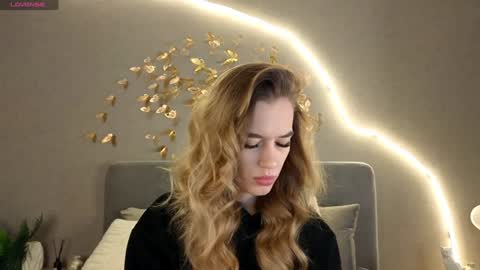 Snapshot of your_misstress chatting on 02/01/25, 02:58 Jessica Loyd online show from 02/01/25, 02:58