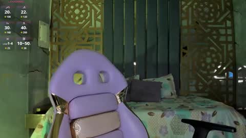 Evelin  online show from 12/15/24, 12:40