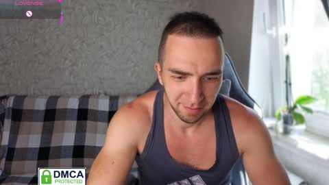Snapshot of your_new_boyfriend17 chatting on 05/25/26, 11:27 Your new boyfriend17 online show from 05/25/26, 11:27