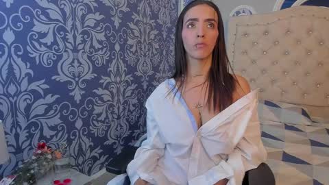 Snapshot of your_perverse_whore chatting on 03/09/25, 01:56 Salome online show from 03/09/25, 01:56