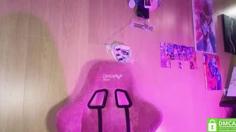 Alice  online show from 01/19/25, 04:01