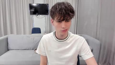 your_shy_guy online show from 01/04/25, 05:47