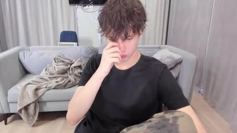 your_shy_guy online show from 01/16/25, 07:20