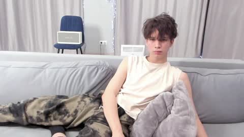 your_shy_guy online show from 01/20/25, 10:04