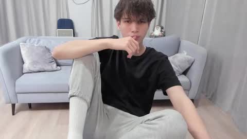 your_shy_guy online show from 01/31/25, 06:25